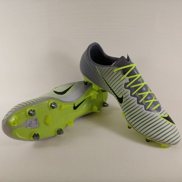 Nike Other - Nike Mercurial Vapor XI SG-Pro